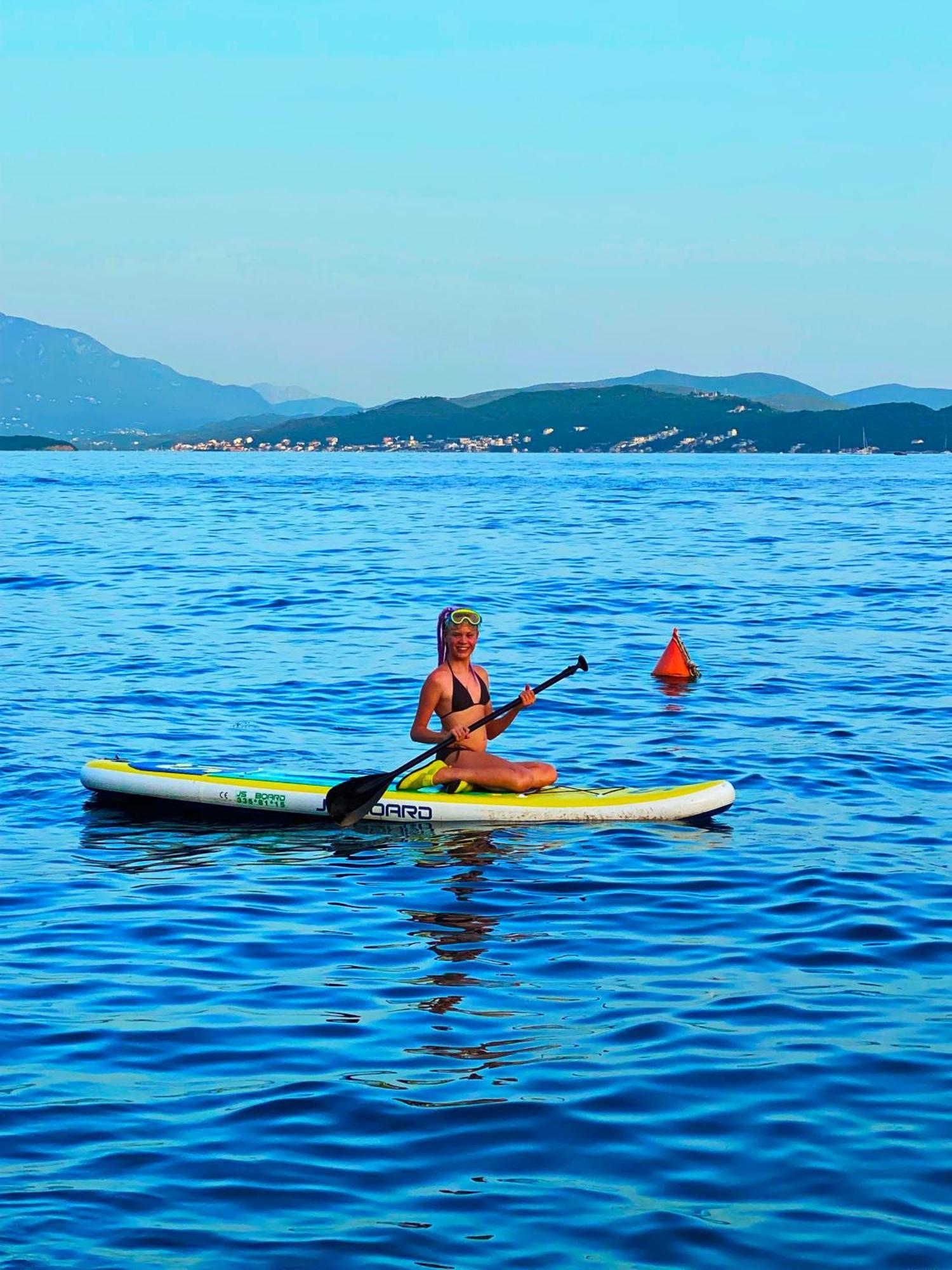 Apartment Sova Tivat Bagian luar foto
